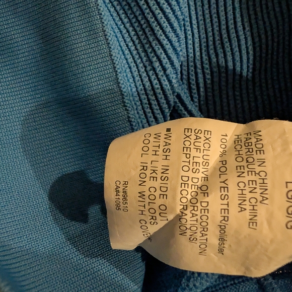 Under Armour Light Blue Performance Top - Picture 3 of 6